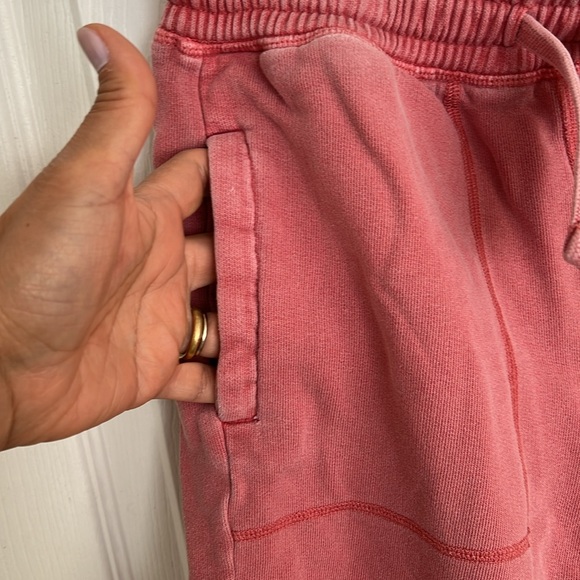 Mini Boden Garment Dyed Shorts Red - Picture 3 of 4